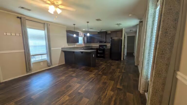 modern, Manufactured homes, comfortable, Parakeet Communities, safe