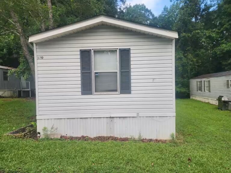 Manufactured homes for rent, Parakeet Communities, comfortable, mhp, safe