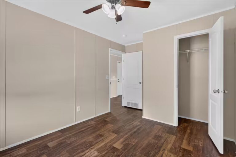 Manufactured homes for rent, comfortable, Parakeet Communities, living, safe