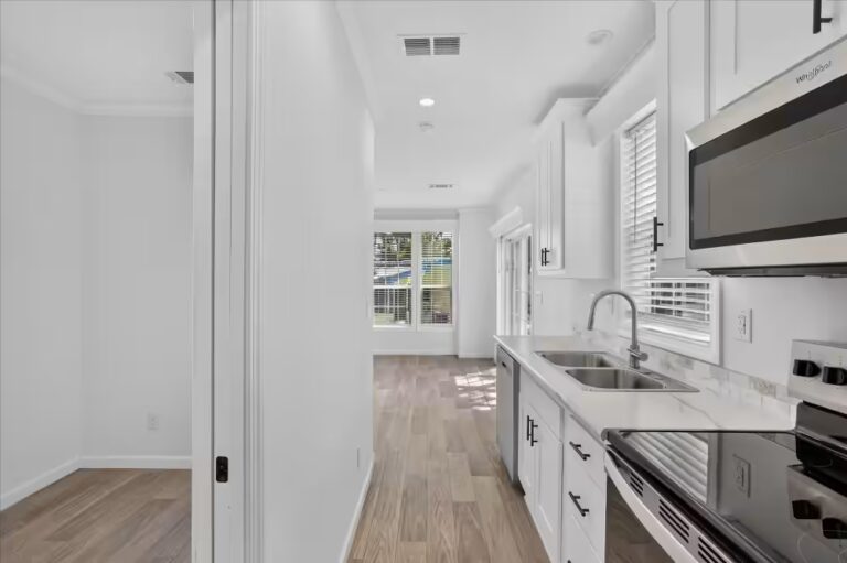 Manufactured homes for rent, homes, modern, Parakeet Communities, comfortable
