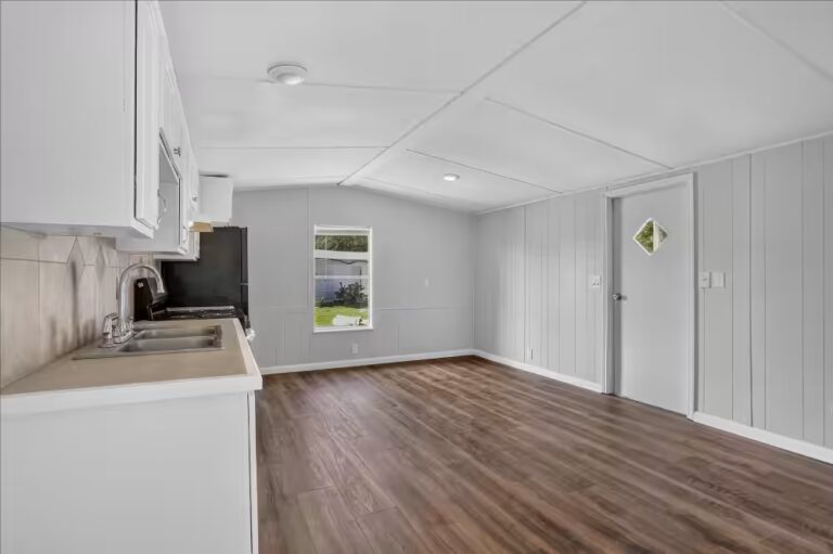 Parakeet Communities, Manufactured homes for rent, living, comfortable, safe