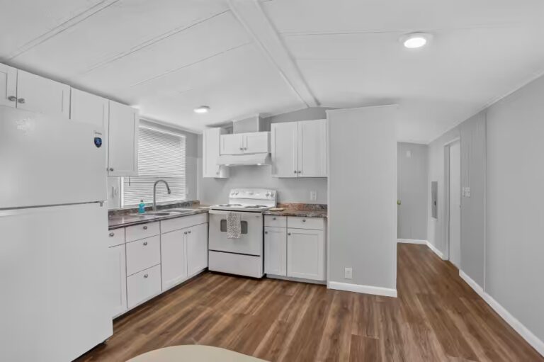 Gallery photo of Tailor-made for Modern Living – Spacious 2br Home in Whispering Pines 55+ Community | Titusville FL