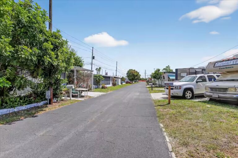 mhp, Manufactured homes, comfortable, living, Parakeet Communities