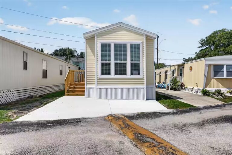 Manufactured homes for sale, Manufactured homes, mhp, safe, modern