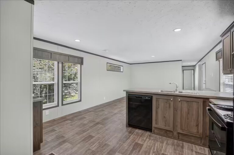 Manufactured homes, mhp, Parakeet Communities, modern, safe