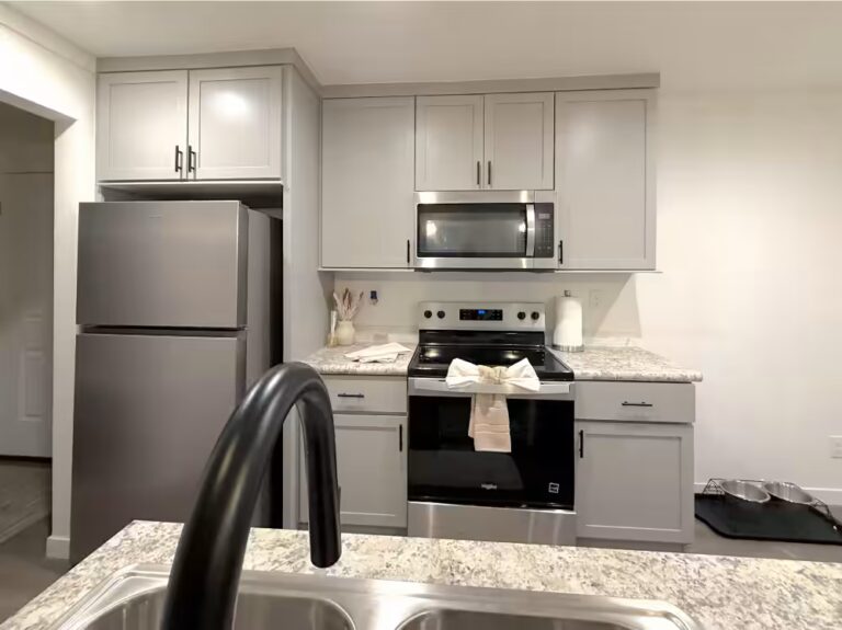 Gallery photo of Fresh, Modern & Move-in Ready | Brand-new 3br/2ba Home in Vantage Oaks | Okeechobee FL