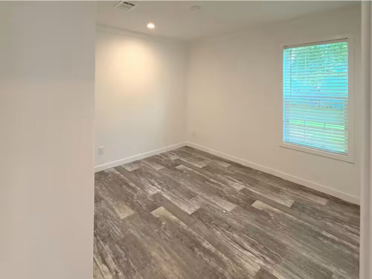 Gallery photo of Spacious 3 Bed, 2 Bath Home on an Oversized Cul-de-sac Lot in Vantage Oaks | Okeechobee FL