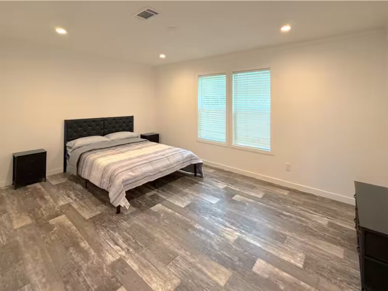 Gallery photo of Spacious 3 Bed, 2 Bath Home on an Oversized Cul-de-sac Lot in Vantage Oaks | Okeechobee FL