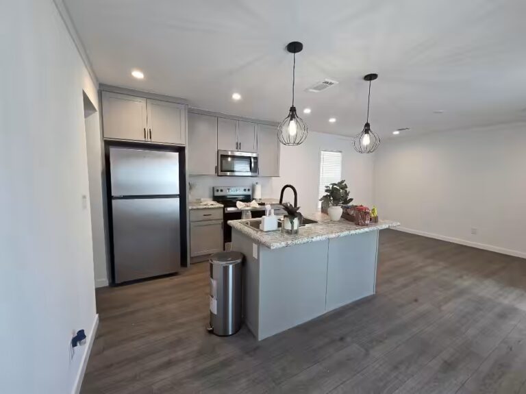 Parakeet Communities, safe, mobile homes, comfortable, modern