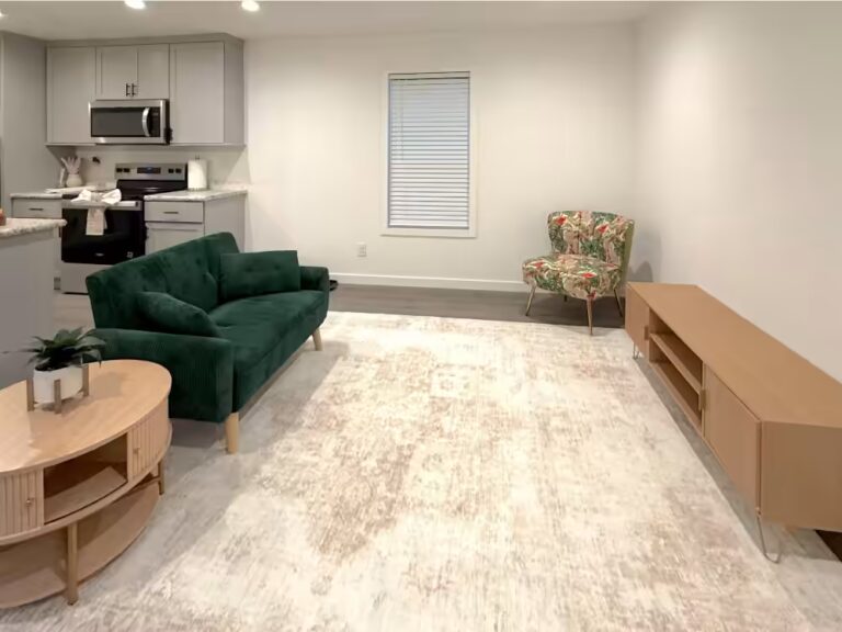 Gallery photo of Fresh, Modern & Move-in Ready | Brand-new 3br/2ba Home in Vantage Oaks | Okeechobee FL
