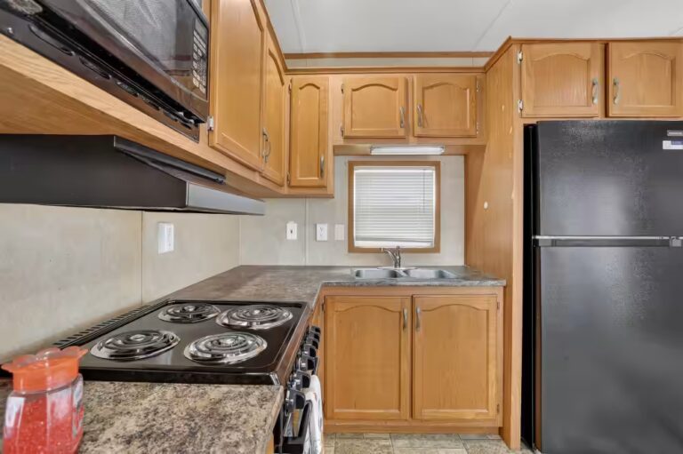 Gallery photo of Charming 1br/1ba Home in Whispering Pines 55+ | Affordable Florida Living | Titusville FL
