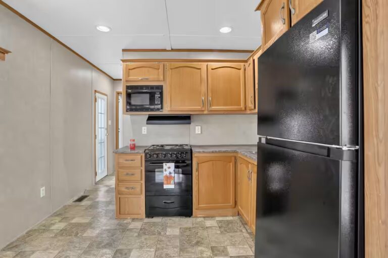 Gallery photo of Charming 1br/1ba Home in Whispering Pines 55+ | Affordable Florida Living | Titusville FL