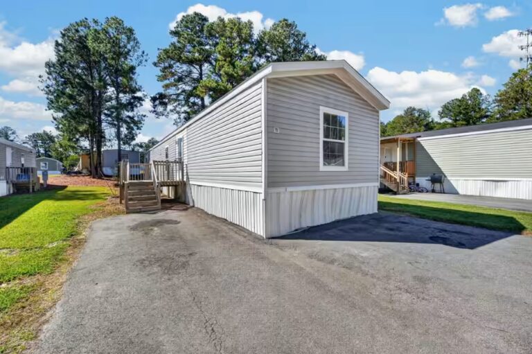 Gallery photo of Spacious 2022 Fleetwood 3br, 2ba Home in Silver Hill | Columbia SC