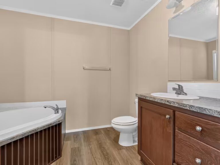 Gallery photo of 2020 Destiny 3br, 2ba Double-wide With 1,344 Sq Ft in the Oaks | Thonotosassa FL
